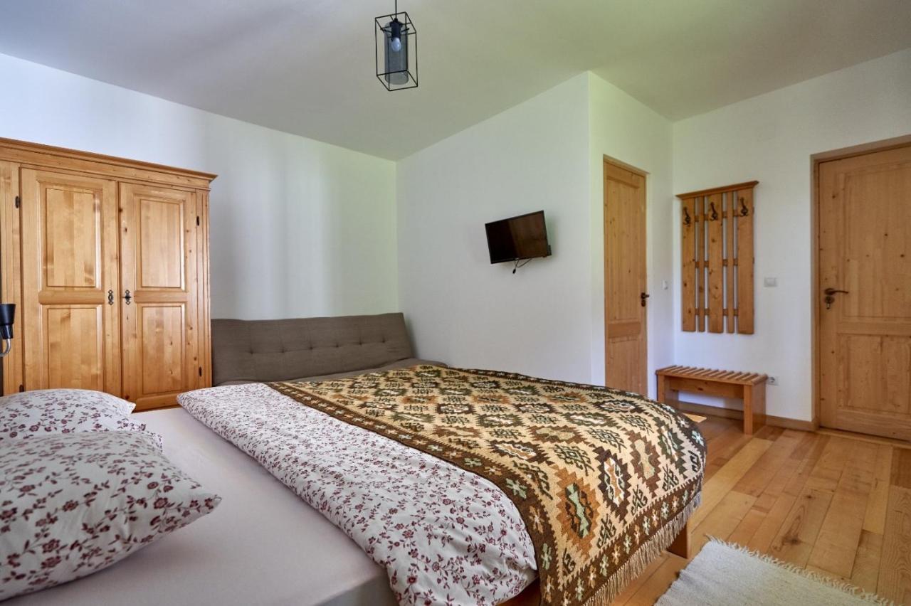Anahouse Hotel Vişeu de Sus Екстериор снимка